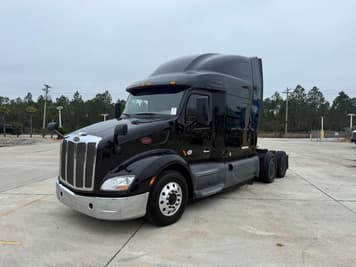 Main image Peterbilt 579
